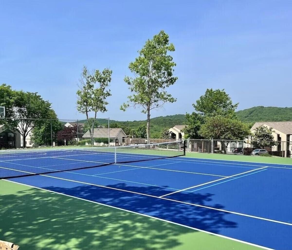 Beautiful Branson Getaway-Next To Silver Dollar City &Tablerock-Family Amenities Экстерьер фото