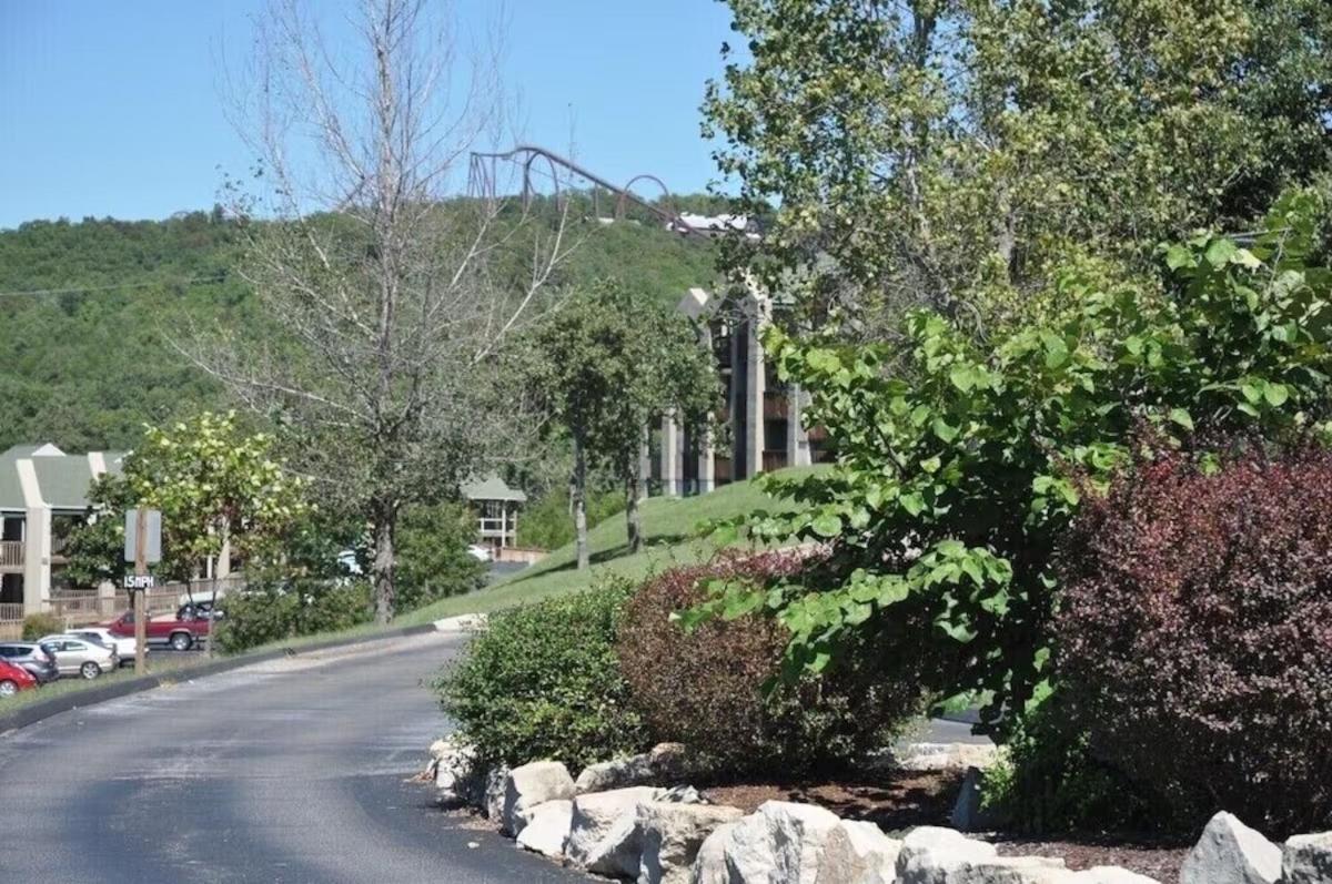 Beautiful Branson Getaway-Next To Silver Dollar City &Tablerock-Family Amenities Экстерьер фото